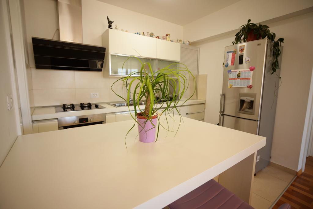 Base Bridge Apartment - Zadar City Centre - Free Parking Bagian luar foto
