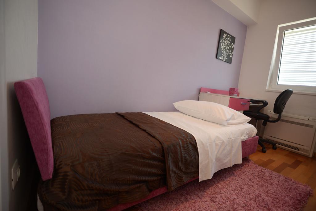 Base Bridge Apartment - Zadar City Centre - Free Parking Bagian luar foto